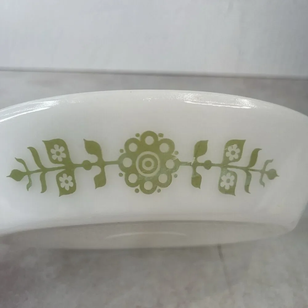 Vintage GlassBake Green Daisy Divided‎ Casserole Dish Milk Glass 12”